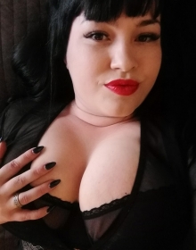 							Анна