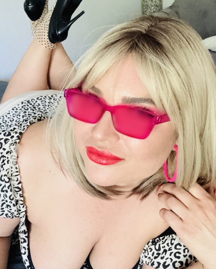 Алиса MILF